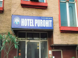 Hotel Purohit Sindhi Camp