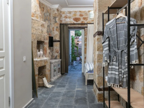 Noa's Boutique Hotel