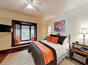 New Listing! The Windsor Suite At De La Vina Inn Studio Bedroom Hotel Room