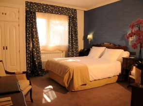 Hotel Los Cinco Enebros