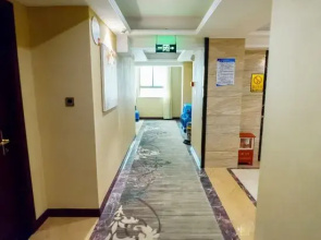 Yue Hai Mingzhu Hotel