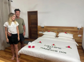 Mandhoo Inn