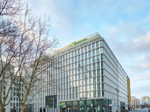 Отель Premier Inn Berlin Alexanderplatz