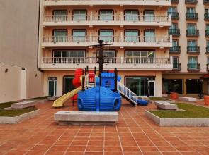 Astur Hotel y Suites