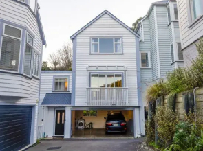 Bolton Executive Residence