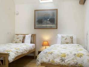 Iffin Farmhouse Accommodation