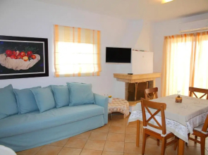 Apartment in Theologos