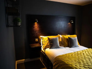 The Vicarage Freehouse & Rooms