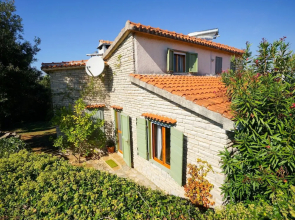 Charming Holiday Home in Banj With Private Terrace