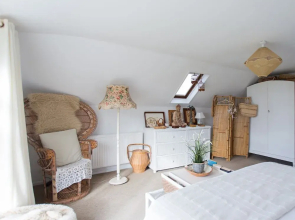 Fairlight - Charming Coastal Home on the Beach
