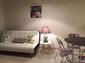 Congress Apartment
