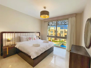 Xuru Stays I Homestyle 3BR Penthouse Pool & Beach View