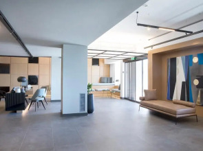 The Alex Monte Kastella