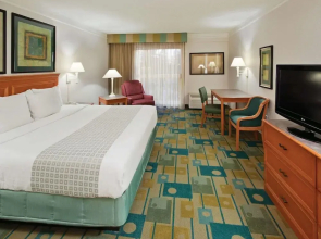 La Quinta Inn & Suites Phoenix West - Peoria # 984