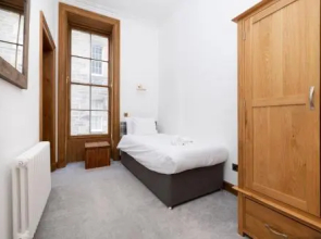 5* Georgian Apartment