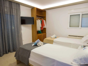 Rhodes City Center Suite