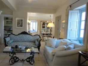 House Aquata