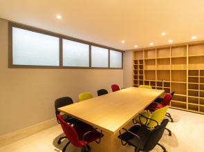 Cozzy Suítes Paraíso Hotel