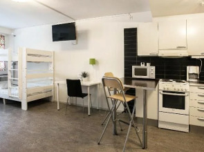 Slottsskogens Hostel