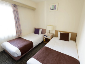 Shin Osaka Sunny Stone Hotel