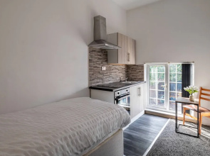 Charming 1-bed Studio13 in Coventry