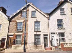 OYO The Maidstone Guesthouse