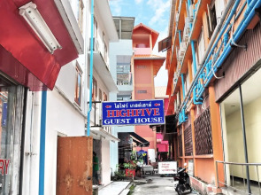 Highfive Guest House