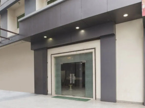 Hotel Paras Inn by Treebo Hotels