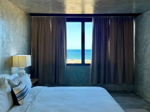 The Palm Bay Club Lodge