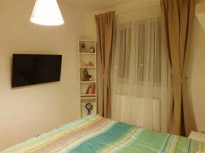 Cozy Apartament 3 min to subway 24h7 check in