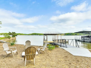 Beach & Dock on Lake of the Ozarks! A-frame Home