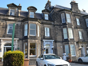 Edinburgh 37