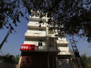 Aviraj By OYO Rooms