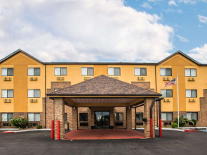 Quality Inn Peru near Starved Rock State Park
