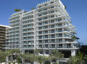 Grand Beach Hotel Surfside