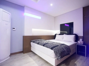 Gyeongsan Instar Hotel
