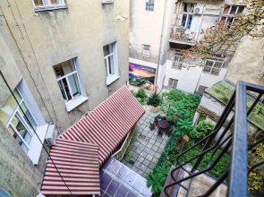 Apartment Saksaganskogo 7