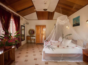 Etoile Labrine Guest House
