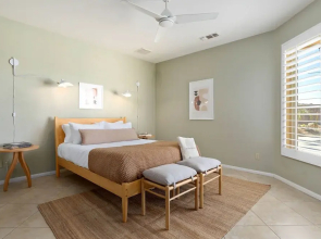 Playa Sol by Avantstay Jtree Oasis w/ Hot Tub & Pool!