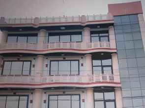 Hotel Maharana Palace