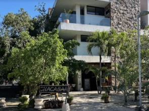 New Chic Studio Space with Jungle Roof Pool & Lounge