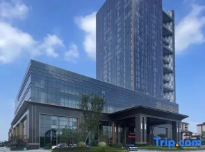 Golden Century International Hotel