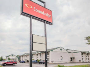 Econo Lodge Milwaukee Airport