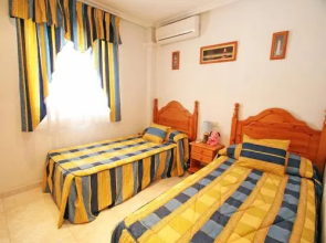 Holiday Home Tamarit Beach 10