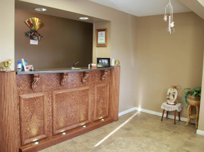 Relax Inn & Suites