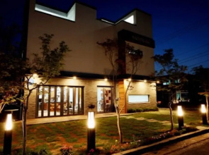 Yangyang Yachtrang Club House Pension