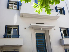 Bentzi...Boutique Apartment in Pangrati, Superior Suite (2) for 4 guests