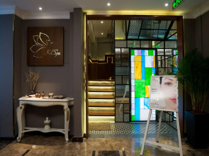 Silverland Jolie Hotel