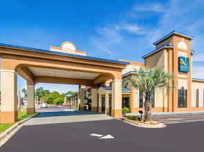 Quality Inn & Suites Lake City
