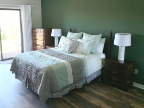 Wren #101 Updated Chetola Unit With Full Chetola Amenities 2 Bedroom Condo